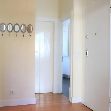 Charming Duplex- Principe Real * Lisbon