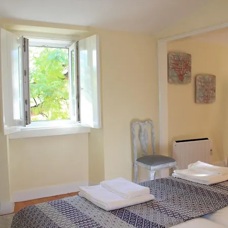 Charming Duplex- Principe Real * Lisboa