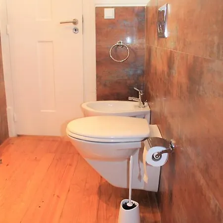 Charming Duplex- Principe Real Apartment Lisbon