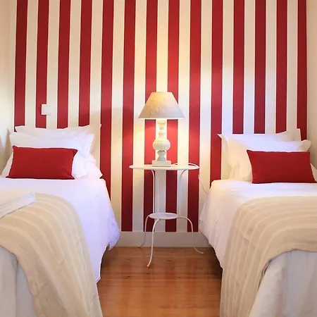 Charming Duplex- Principe Real * Lisbon
